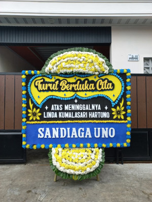Papan Bunga Duka di Curugagung